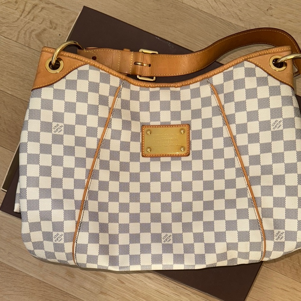 Louis Vuitton Galliera Handbag Damier